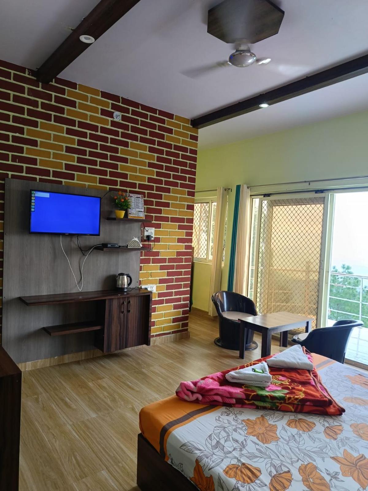 Joshi Holiday Home Stay Лансдаун Экстерьер фото