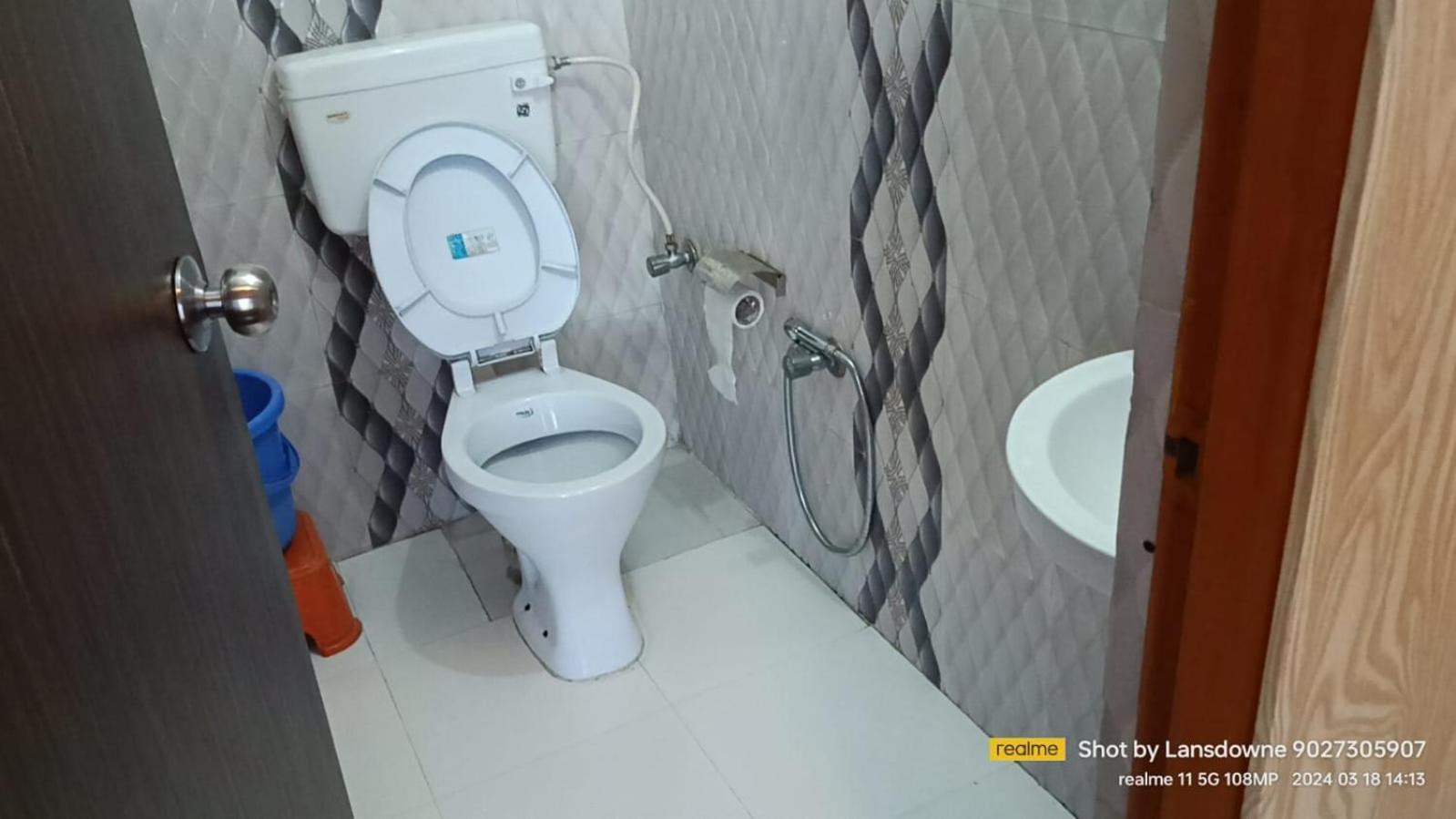 Joshi Holiday Home Stay Лансдаун Экстерьер фото