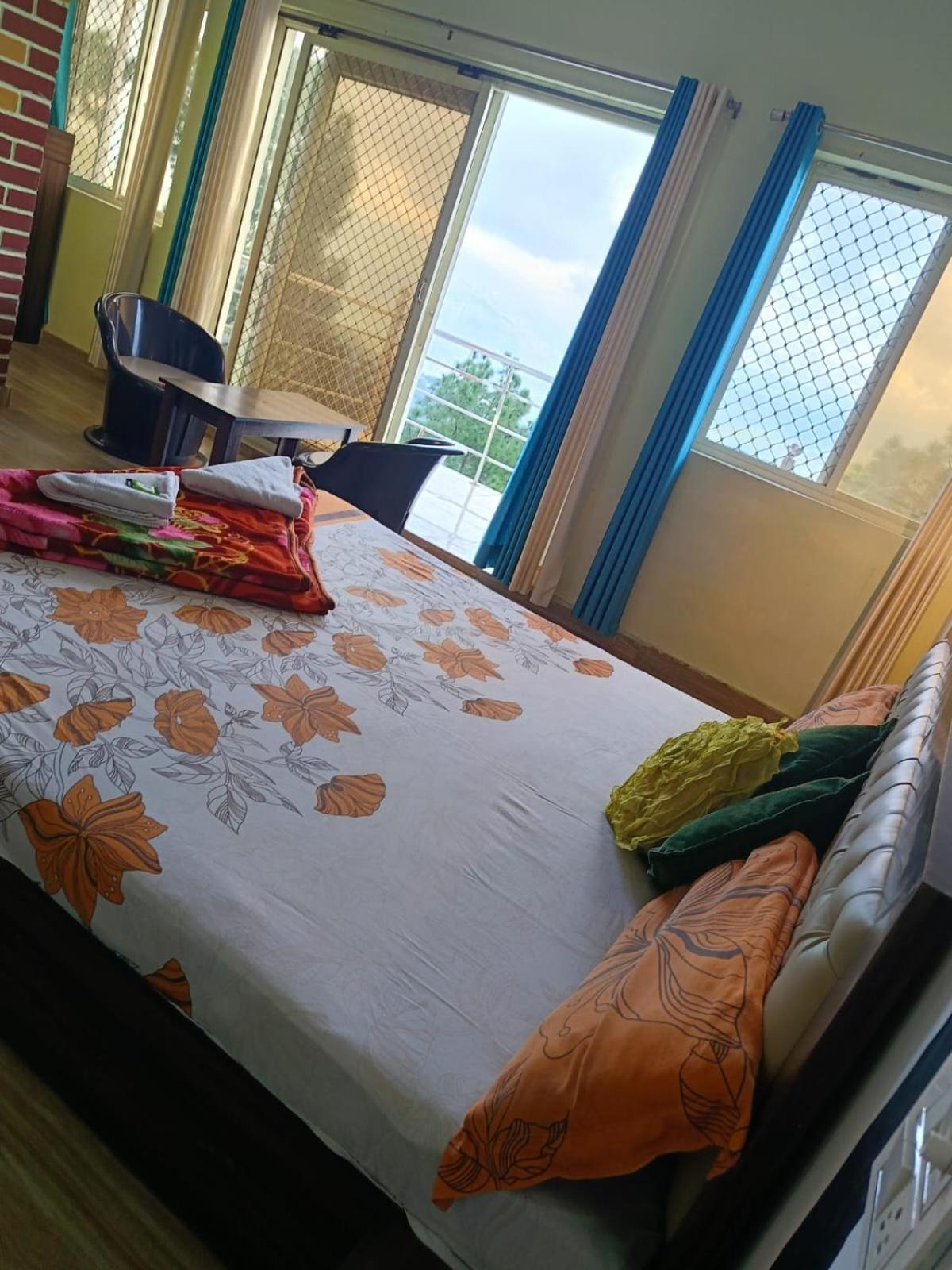 Joshi Holiday Home Stay Лансдаун Экстерьер фото