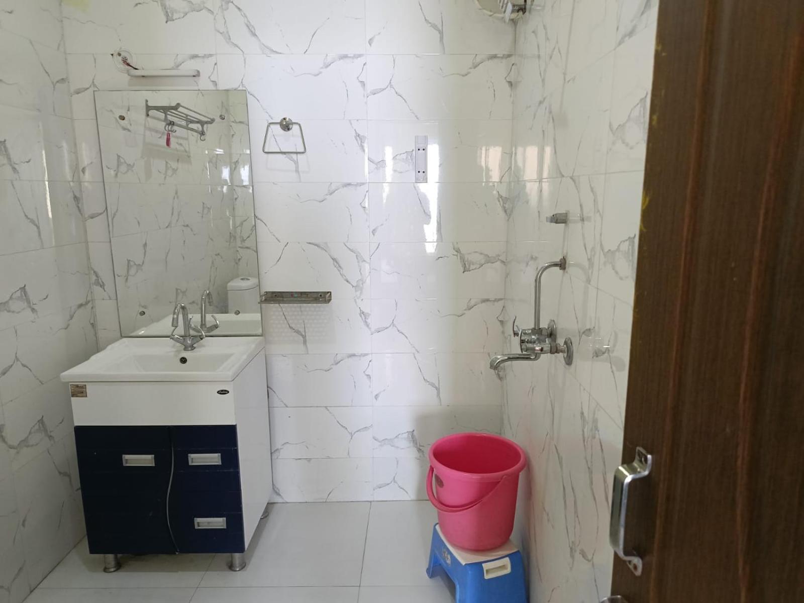 Joshi Holiday Home Stay Лансдаун Экстерьер фото